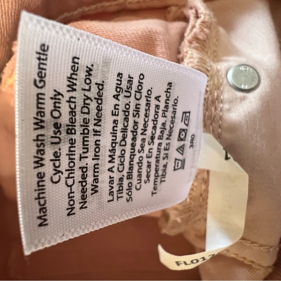 Free Assembly Blush Pink Jeans Vintage 90’s Straight Leg 5 Pocket Button & Zip 4 - Picture 7 of 7